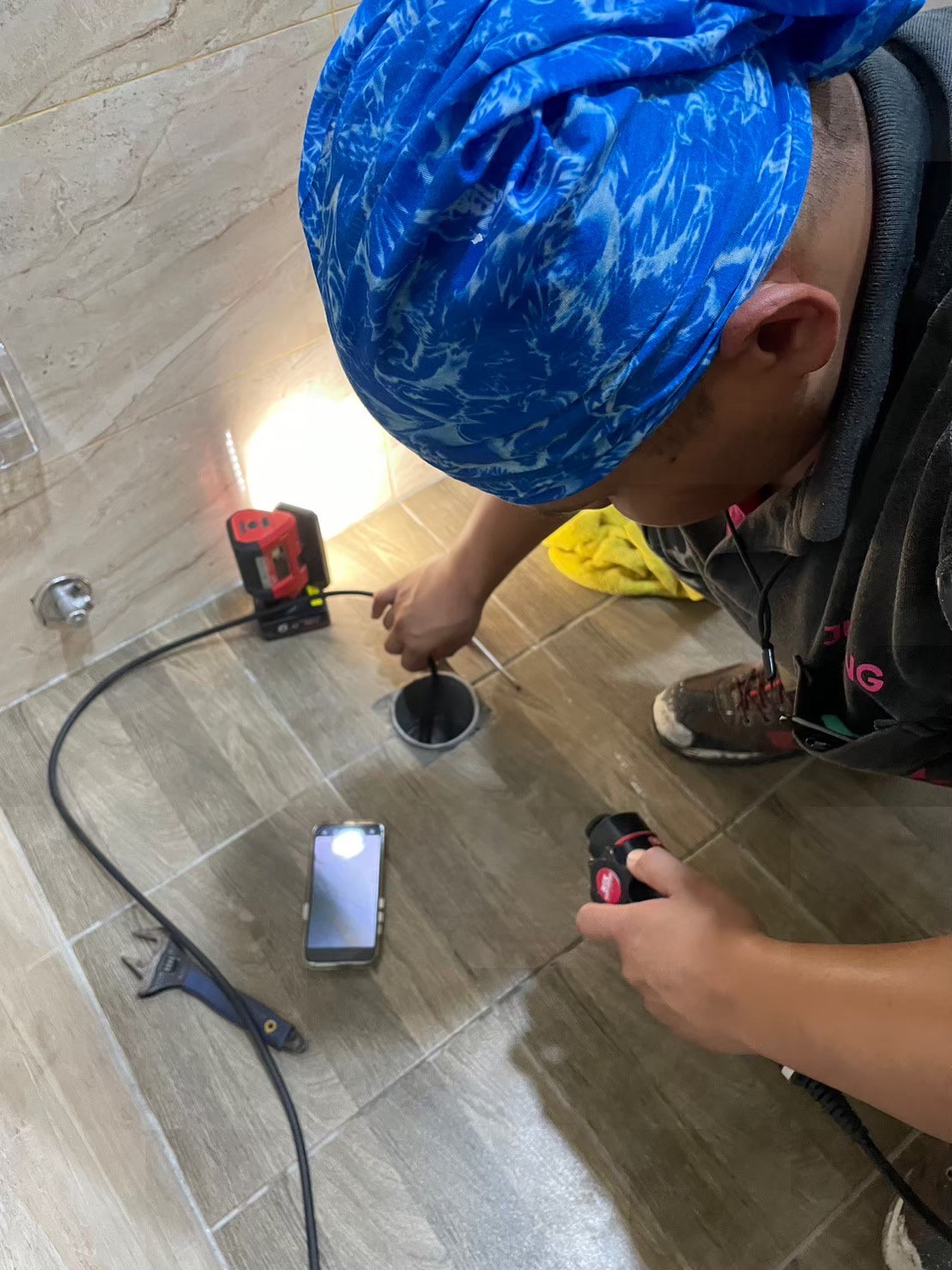 抓漏工程_馬桶污水管破損 非破壞性修復法